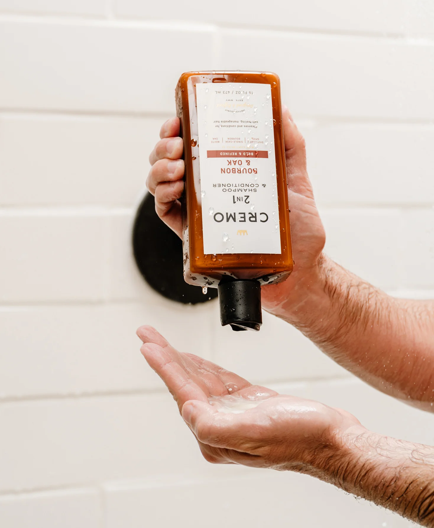2-in-1 Bourbon & Oak Shampoo & Conditioner - Image 4